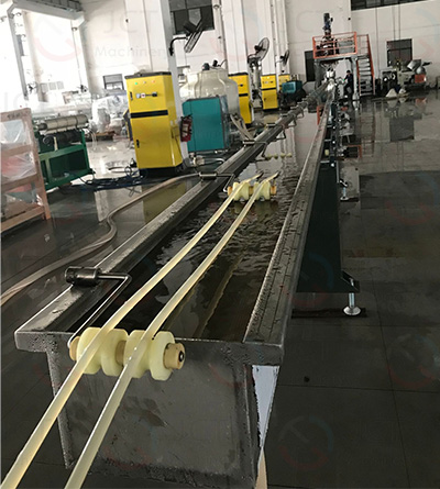 hot melt glue cooling water tank