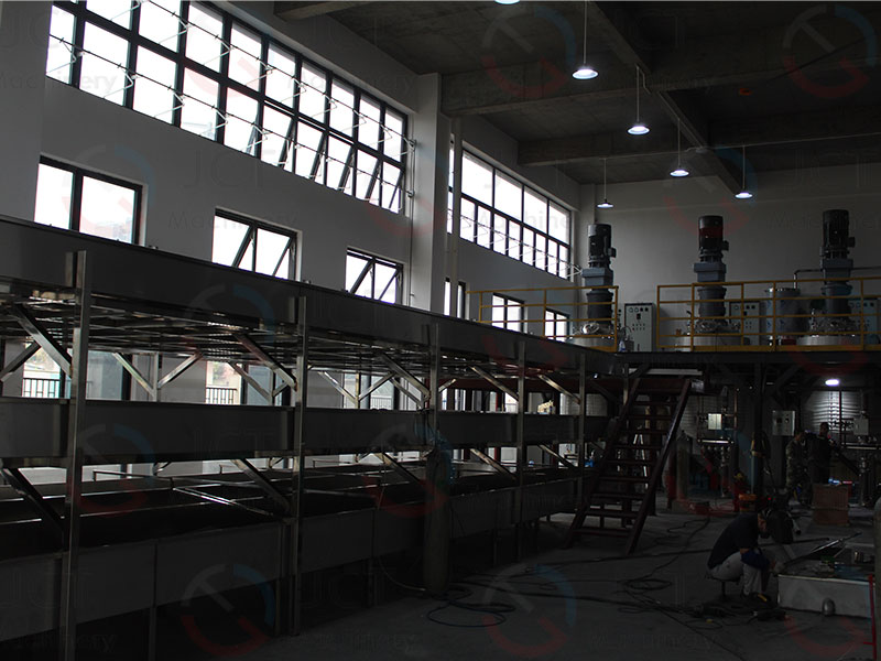 Building An Efficient Pillow Hot Melt Glue Production Line Using Multi-layer Cooling Water Tank