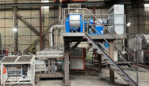 engineering team conducts on-site trial production with materials installation and commissioning of woodworking hot melt glue production line